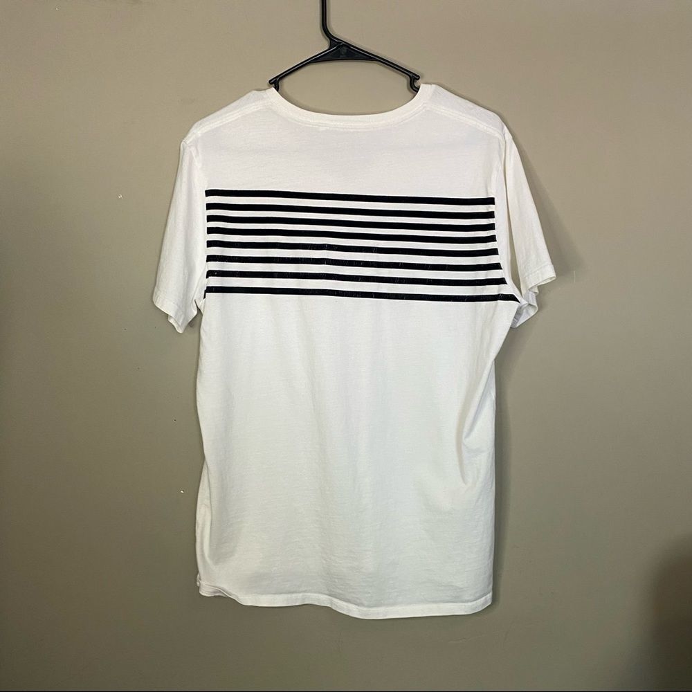 Men's guess black striped white t-Shirt - Picture 8 of 10